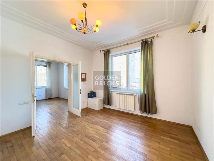 Piata Victoriei | Buzesti | 5 Camere | Curte | Vila Reprezentativa