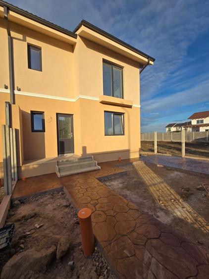 Duplex 4 camere | 2 băi | Moșnița Nouă - Calea Medveș Comision 0