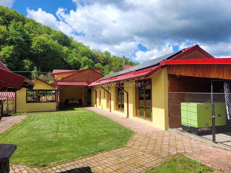 Vila unica la munte, super dotata si utilata - 7