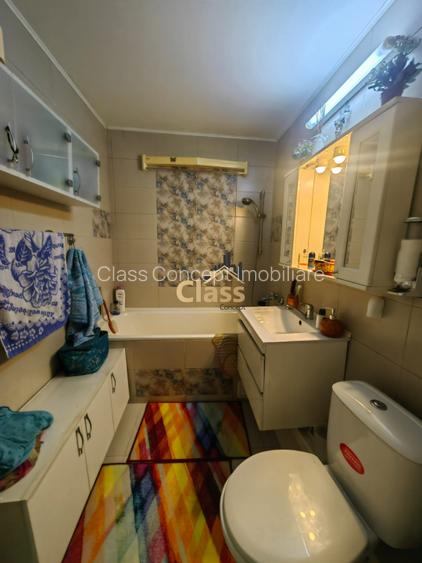 Apartament 3 camere | Decomandat | 65 mpu | Zona Observator Zorilor