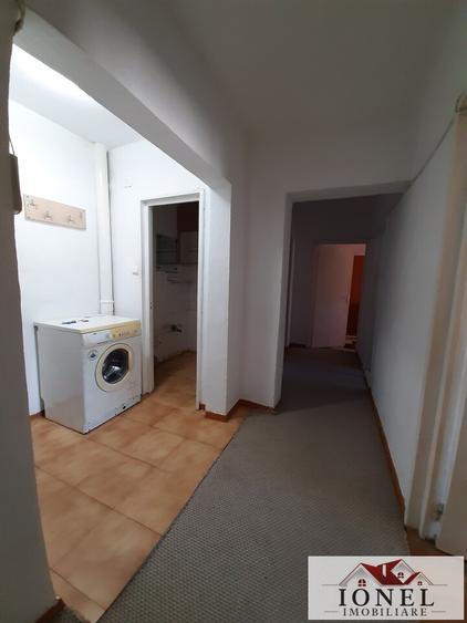 Apartament trei camere de vanzare in Cetate-Alba Iulia