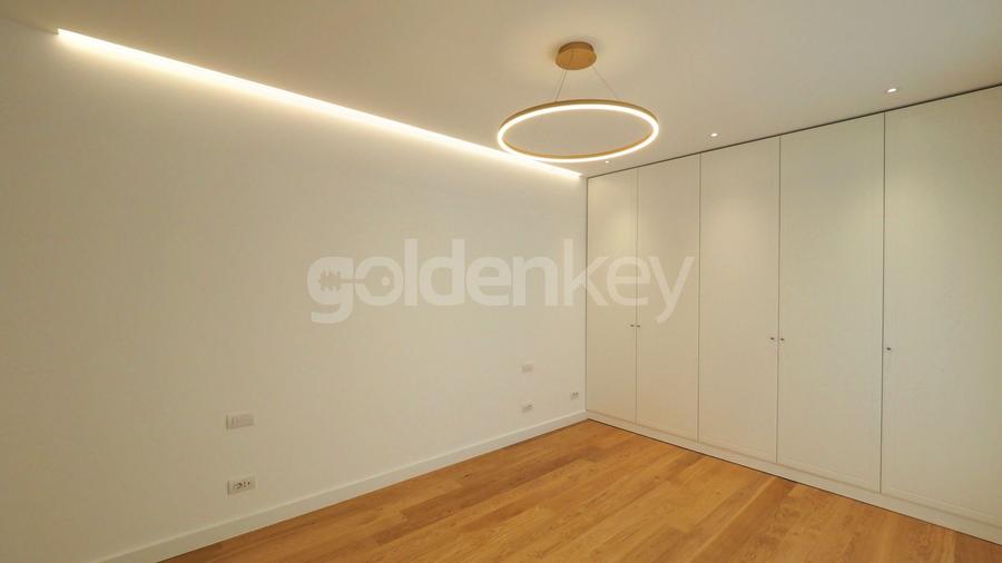 Apartament unic cu gradina exclusiva | 4 camere, 4 bai | 297mpc