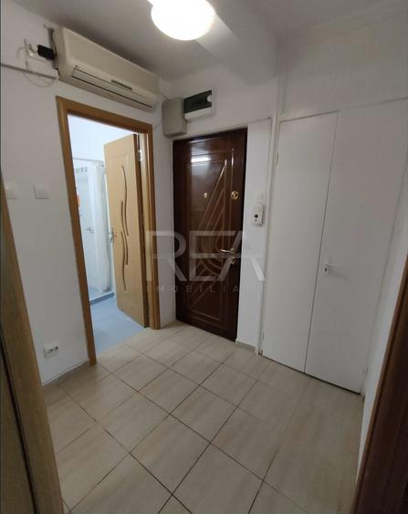 2 camere, P/4, anvelopat, bloc tip P-Drumul Taberei