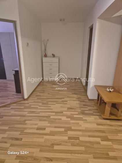 Apartament de inchiriat in Floresti | 2 camere + parcare | Str. Florilor - 4