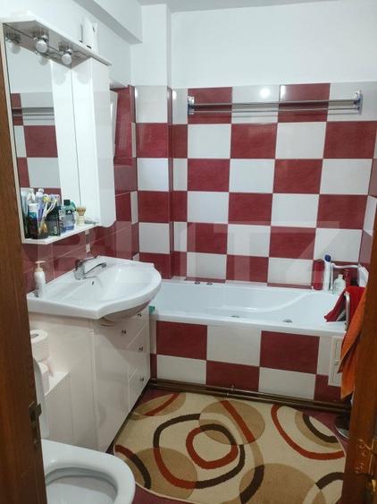 Apartament 3 camere, 62mp, zona Piata Mica, Radauti