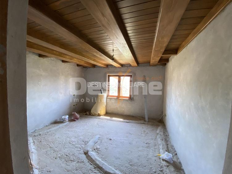 Casa de vanzare 260mp Borlesti 85.000€ - 26