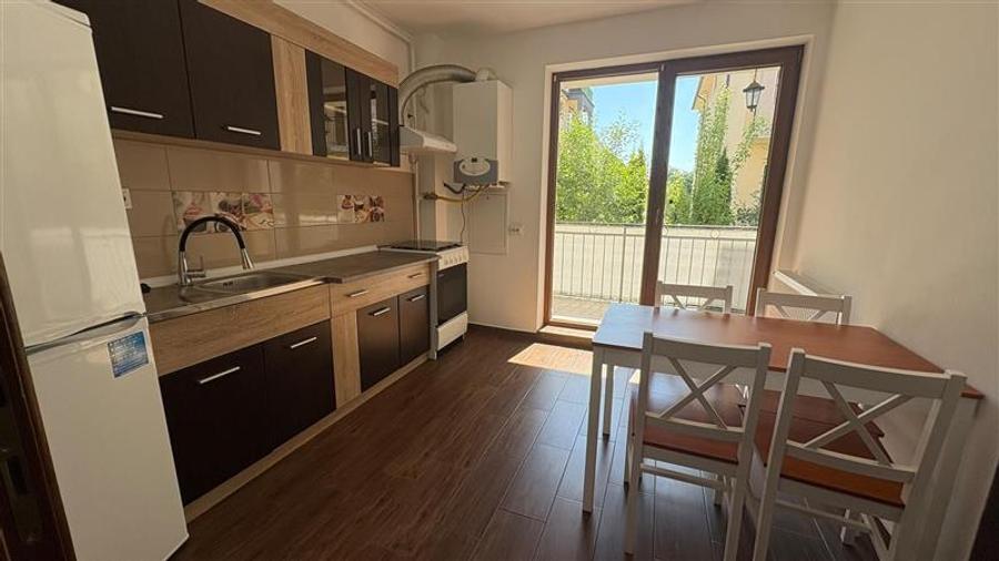 Apartament doua camere zona Coresi