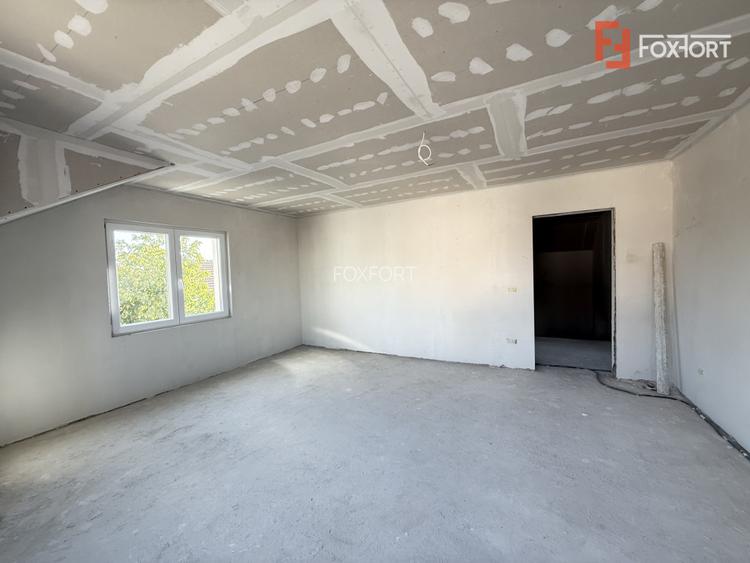 Casa individuala cu 5 camere | 501 mp teren | Toate utilitatile | Sacalaz