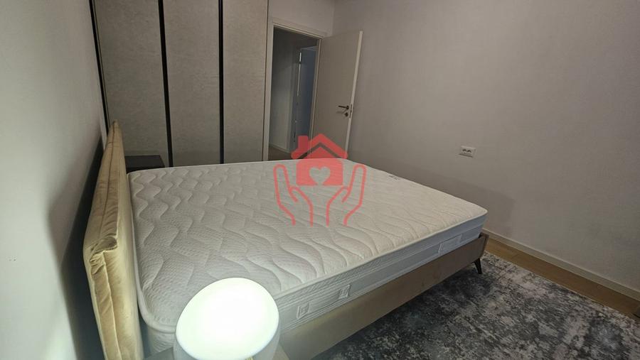 Baneasa Shopping City-3 camere mobilier ROVERE I parc I scoli I garaj interior