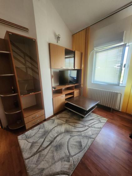 Apartament 3 camere Strapungere Silvestru - Zona Gara