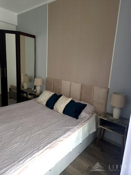 Apartament 2 camere de vânzare în Centru, str. Traian | terasă 50 mp + parcare