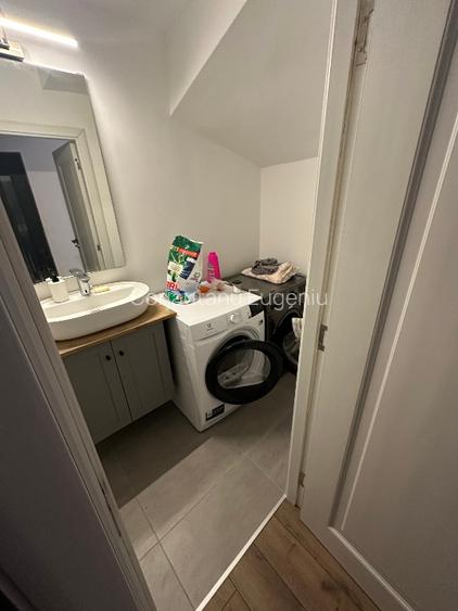 Prop pers fizica -  Vila individuala 6 camere + 4 bai cu panouri si baterie 10kw - 10