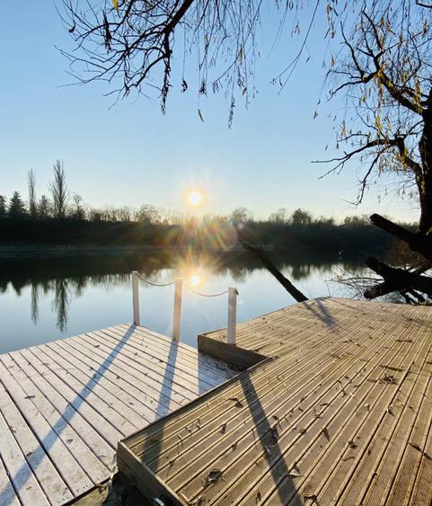 Sisesti - North Side Park , Panorama, loc de parcare