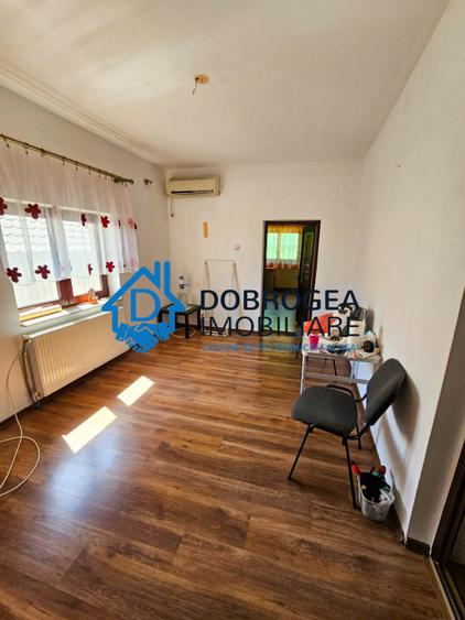 ZONA 23 AUGUST-CASA 6 CAMERE, TEREN 231 MP