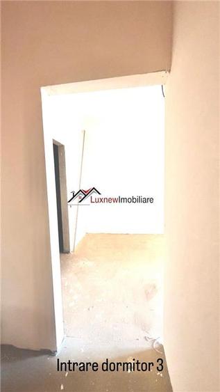 Apartament semifinisat 80 mp, 4 camere, 2 bai plus logie 10 mp, zona Tineretului