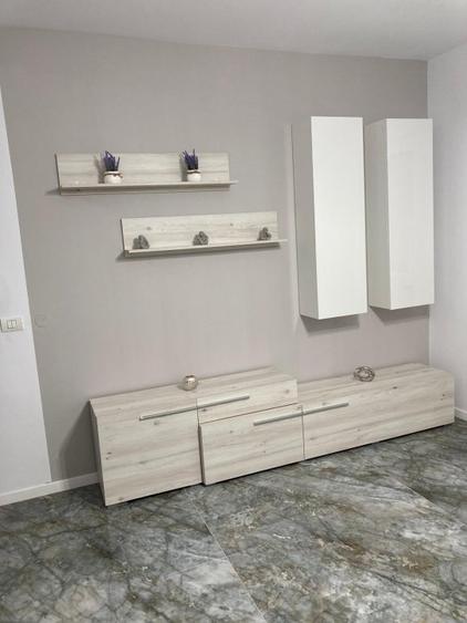 Inchiriez 2 camere bloc nou giroc-lidl!