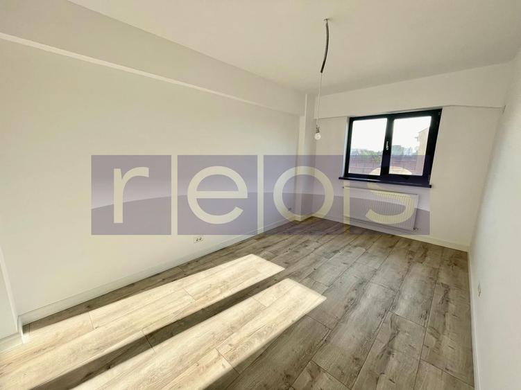 VANZARE APARTAMENT 3 CAMERE TEPES VODA CALEA CALARASILOR 87MP MANSARDA
