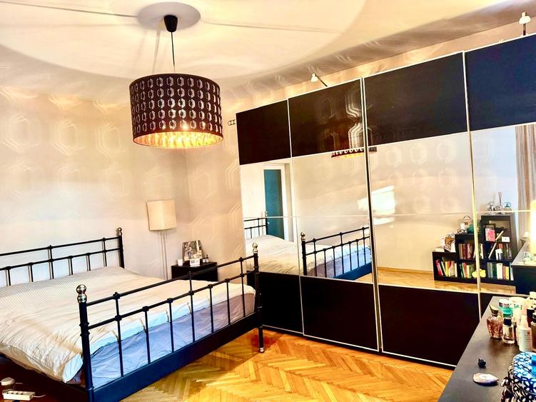 Vanzare apartament 4 camere