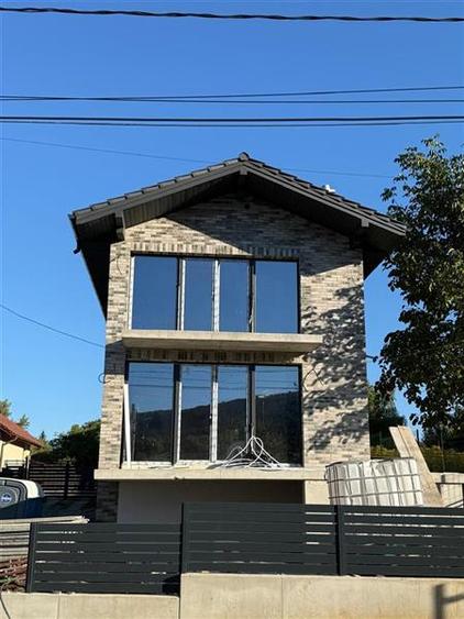 Casa de vanzare in Faget, Cluj-Napoca, zona Sunny Hill, langa padure