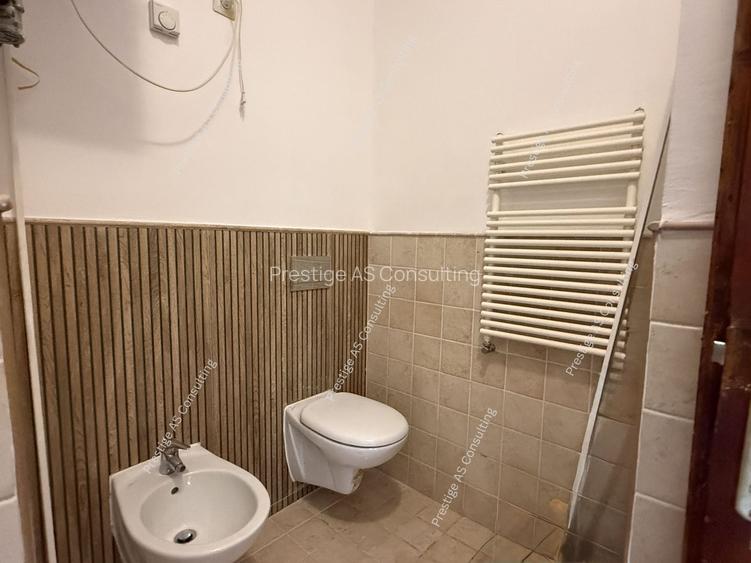 Apartament Patrimonial 150 mp | Balcon cu vedere directa spre Piata Victoriei - 19