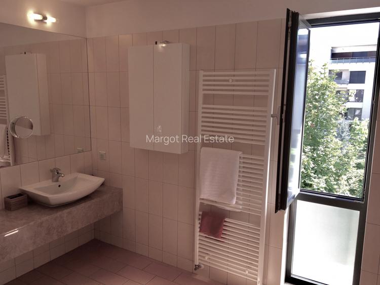 Apartament cu trei camere si doua locuri de parcare, in Baneasa Rezidential - 9