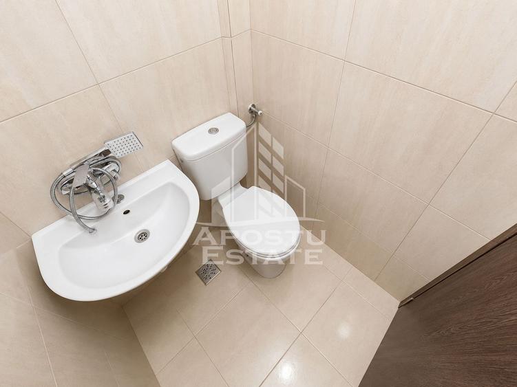 Spatiu pentru birouri si depozit 85 mp+ curte betonata, Lipovei