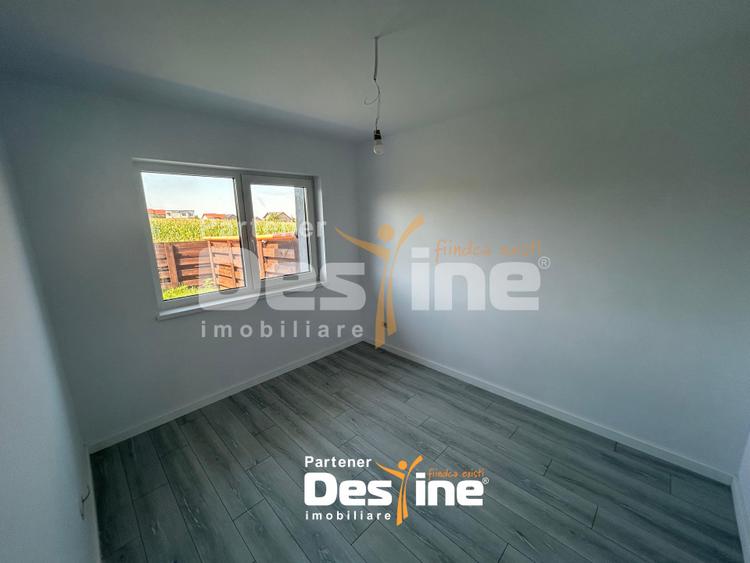 Casă Duplex 113mp 2 locuri de parcare si curte drum asfaltat Intabulata