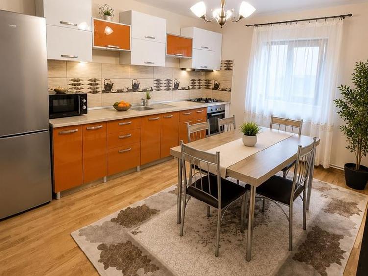 Casă 9 camere, Calea Bucuresti