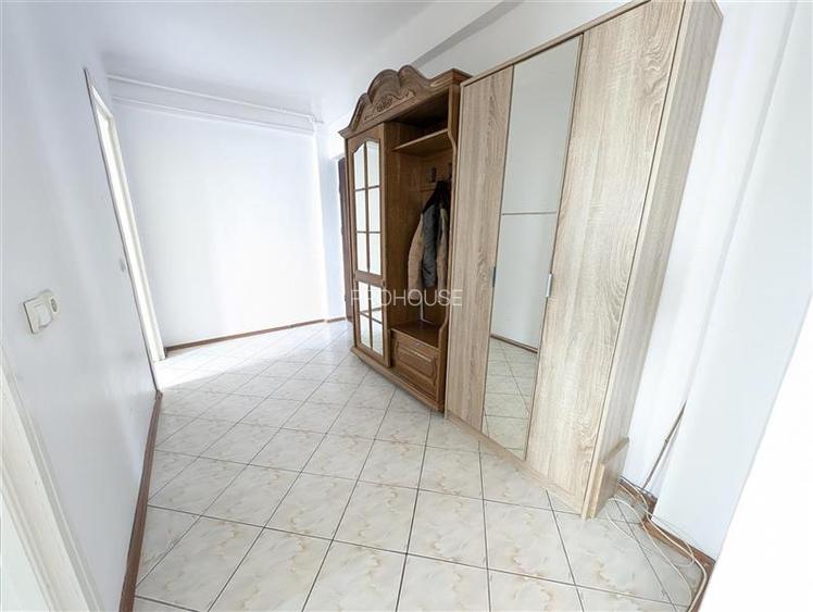 Ultracentral - apartament chirie - 2 camere - 8