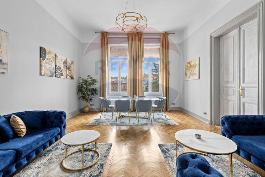 Apartament de lux în clădire patrimoniu, ultracentral– Palatul Nadasdy