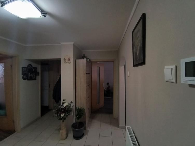 APARTAMENT DE VANZARE IN SIRET – 4 camere | Etaj 1
