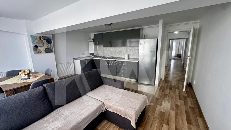 Apartament 3 camere de închiriat , Str. Regele Ferdinand, Sibiu - 2