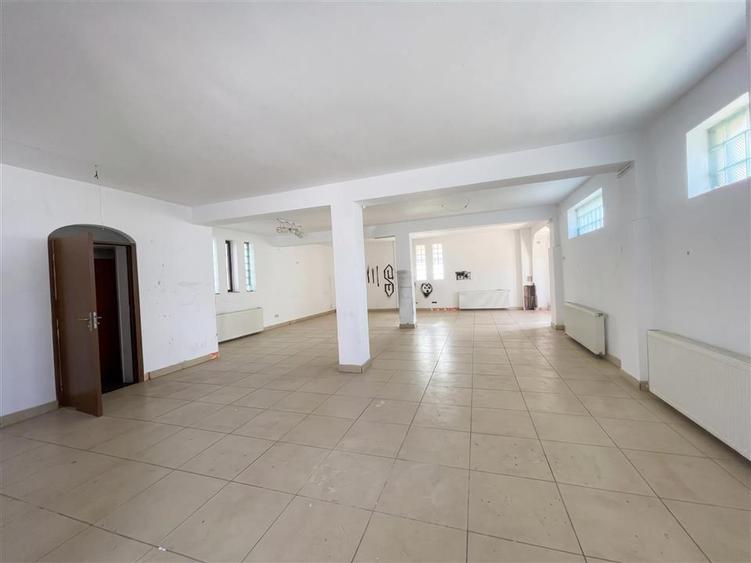 Cladire P+E cu 190 mp utili | Pretabil comercial sau rezidential | Suceava C-591