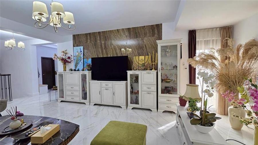 COMISION 0% CASA MEDITERANEANA SUPERBA MOBILATA DUMBRAVITA PADURE