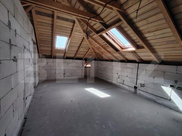 Casa P + M la rosu,Craiova, zona Tancodrom, cu posibilitate de finisare completa