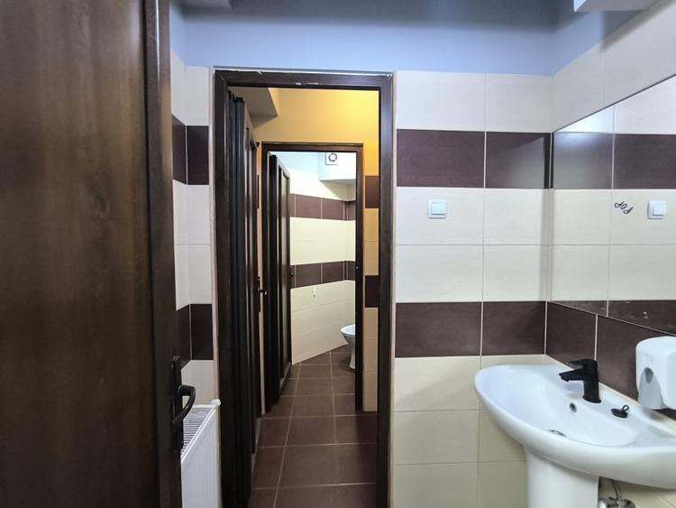 BALADA NEJ CASA DE CULTURA -Etaj in cladire de birouri si parcare!