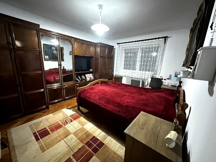 Casa P+M Zona Hotel CETATE 715 mp Teren Garaj Terase Piscina ideal Regim Hotelie