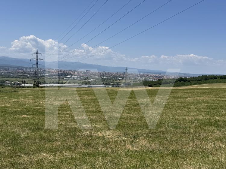 Teren extravilan cu certificat de urbanism de vânzare – Dealul Dăii