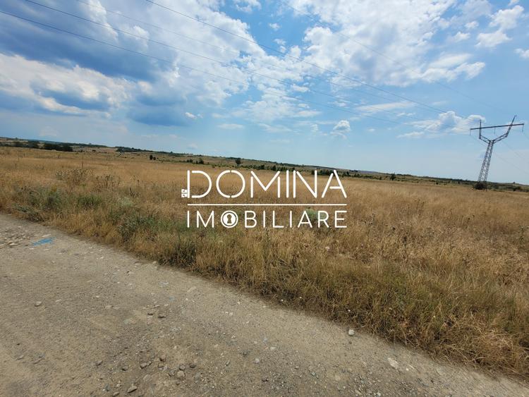 Vanzare teren extravilan - 2.622 mp,  in zona Ciocarlau