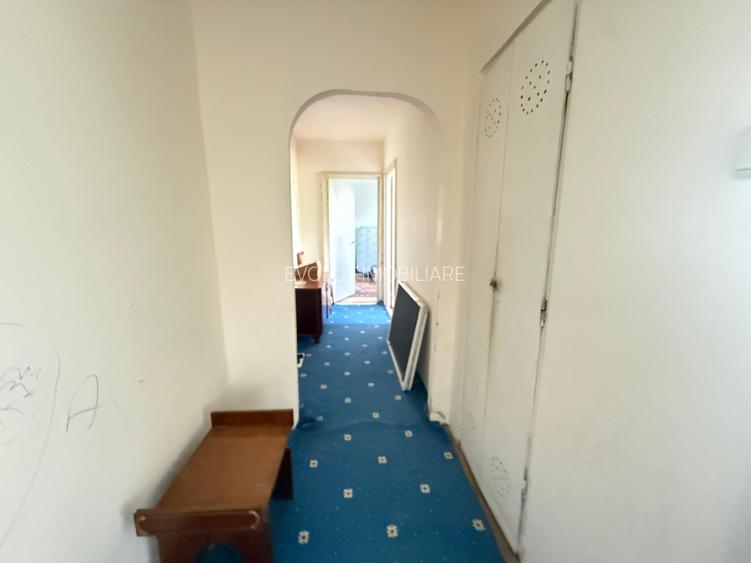 Apartament 3 camere decomandat spatios Medgidia, zona VS-uri - 6