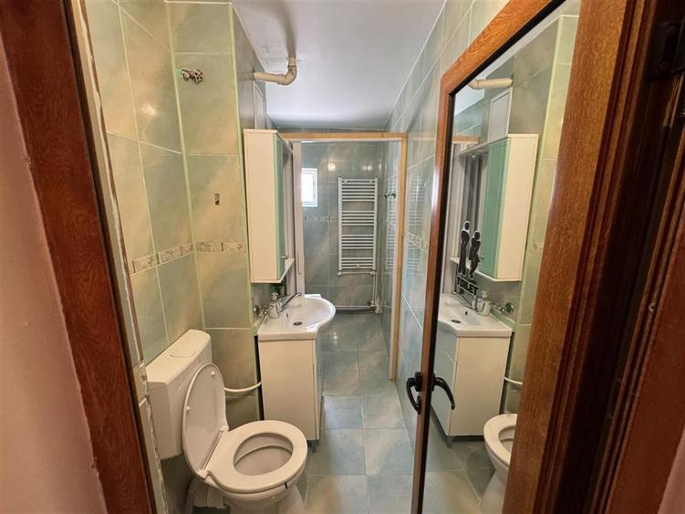 Sp comercial 36 mp, stradal, zona Sud