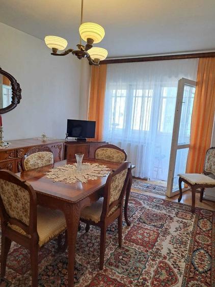 Apartament de vanzare 2 camere Siretului colt cu Calea Dumbravii Et 3