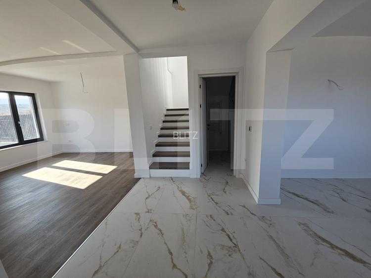 Vila de lux cu 4 camere in Tomesti - 9