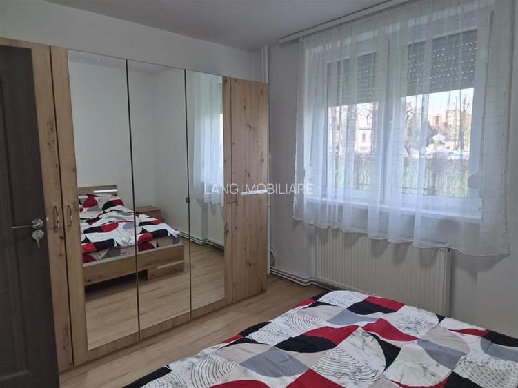 DE INCHIRIAT DOUA CAMERE ZONA UTA - 9