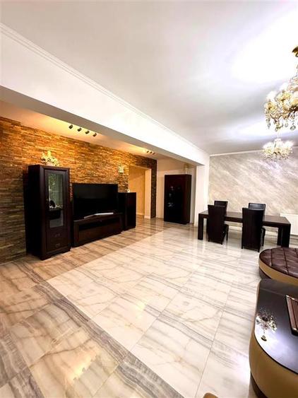 Apartament 3 camere confort 1 decomandat zona Orizont