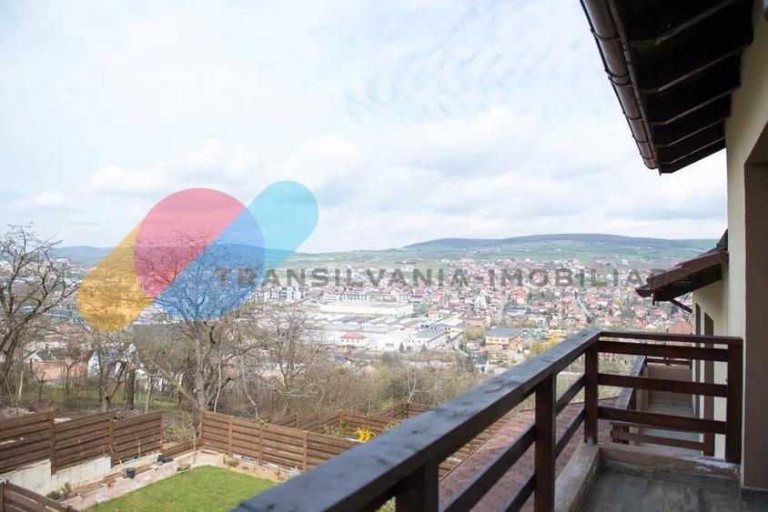 Casă modernă 160 Mp, cu piscină încălzită în Gruia