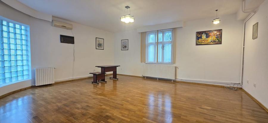 FAR - GARA ! CASA 4 CAMERE TEREN 400 MP. IDEAL SEDIU FIRMA BIROURI.