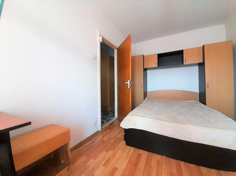 Inchiriere apartament 3 camere Bd. Iuliu Maniu/vizavi de metrou Pacii, centrala
