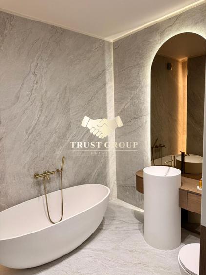 Apartament 3 camere + dressing + loc de parcare Bulevardul Unirii