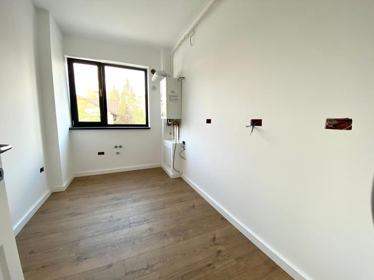 Apartament 3 camere cu gradina 93 mp, intabulat Capat Pacurari